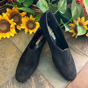 California Magdesian Black Suede Pumps (7M) NEW